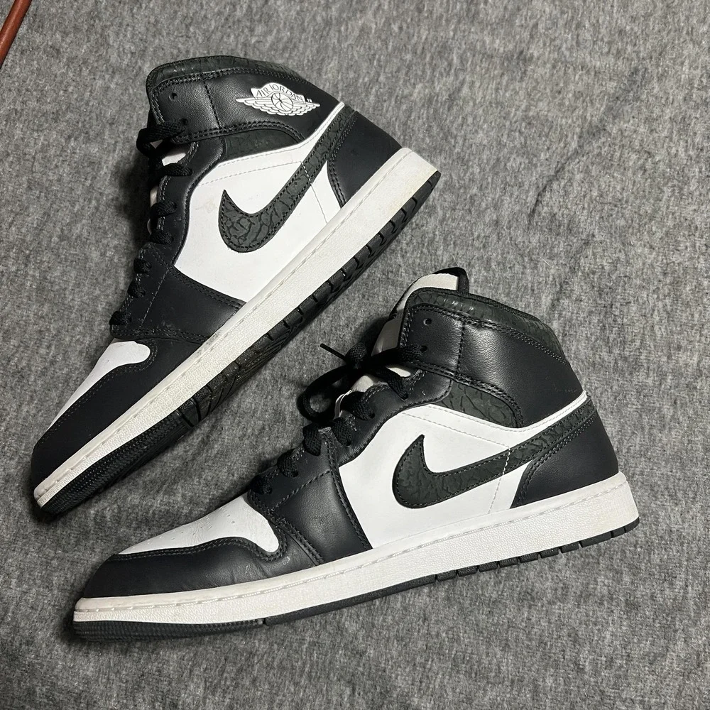 Jordan Air Jordan 1 Mid SE Shoes Mens Size 12 Black White Elephant Toe Sneakers
